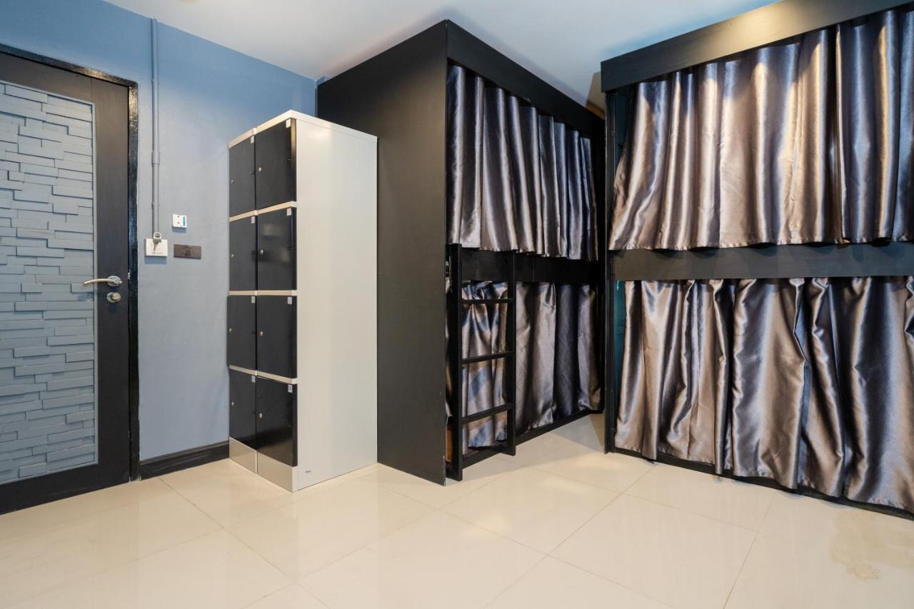 Black Pantera Hostel Patong 外观 照片