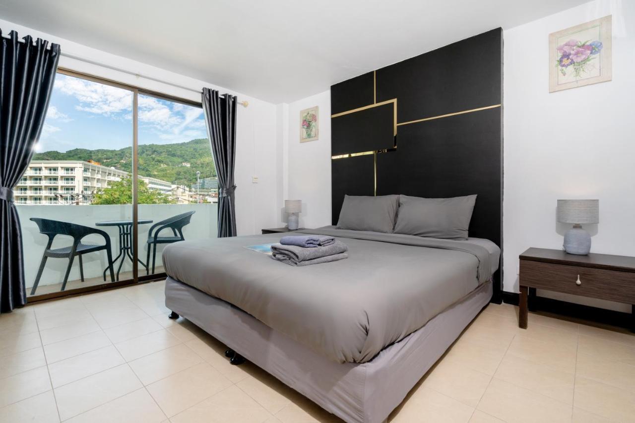 Black Pantera Hostel Patong 外观 照片