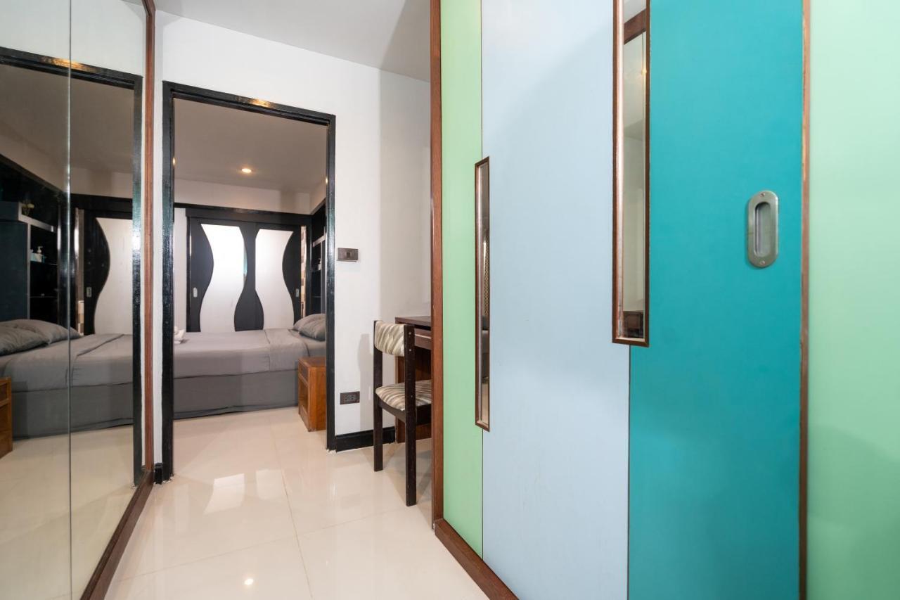 Black Pantera Hostel Patong 外观 照片