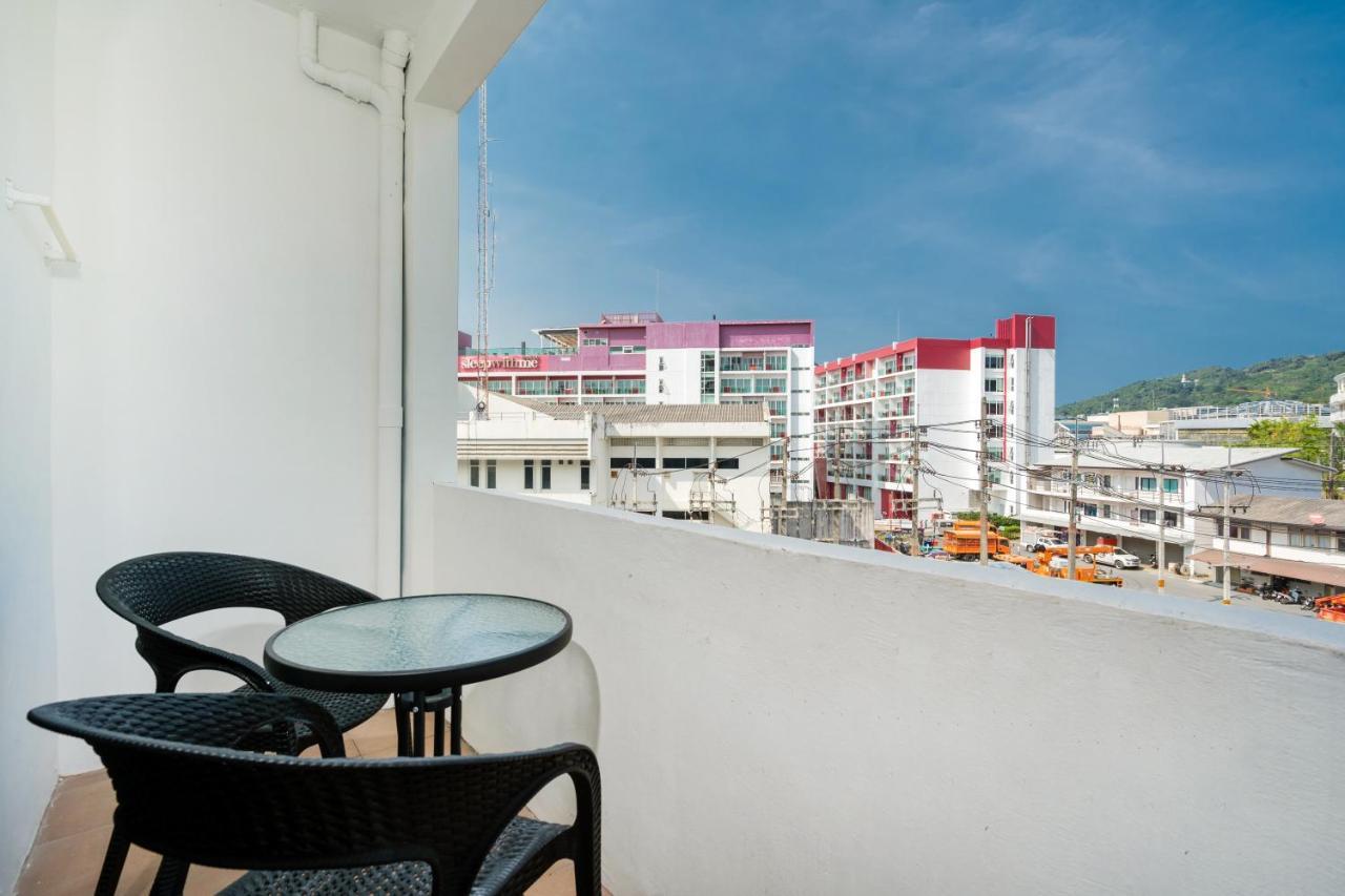 Black Pantera Hostel Patong 外观 照片