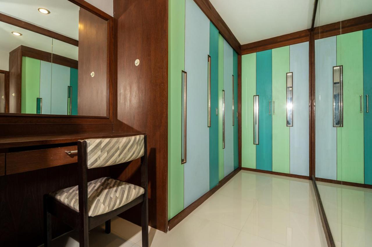Black Pantera Hostel Patong 外观 照片