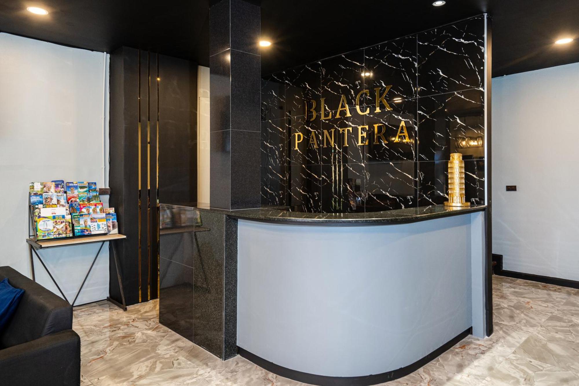 Black Pantera Hostel Patong 外观 照片
