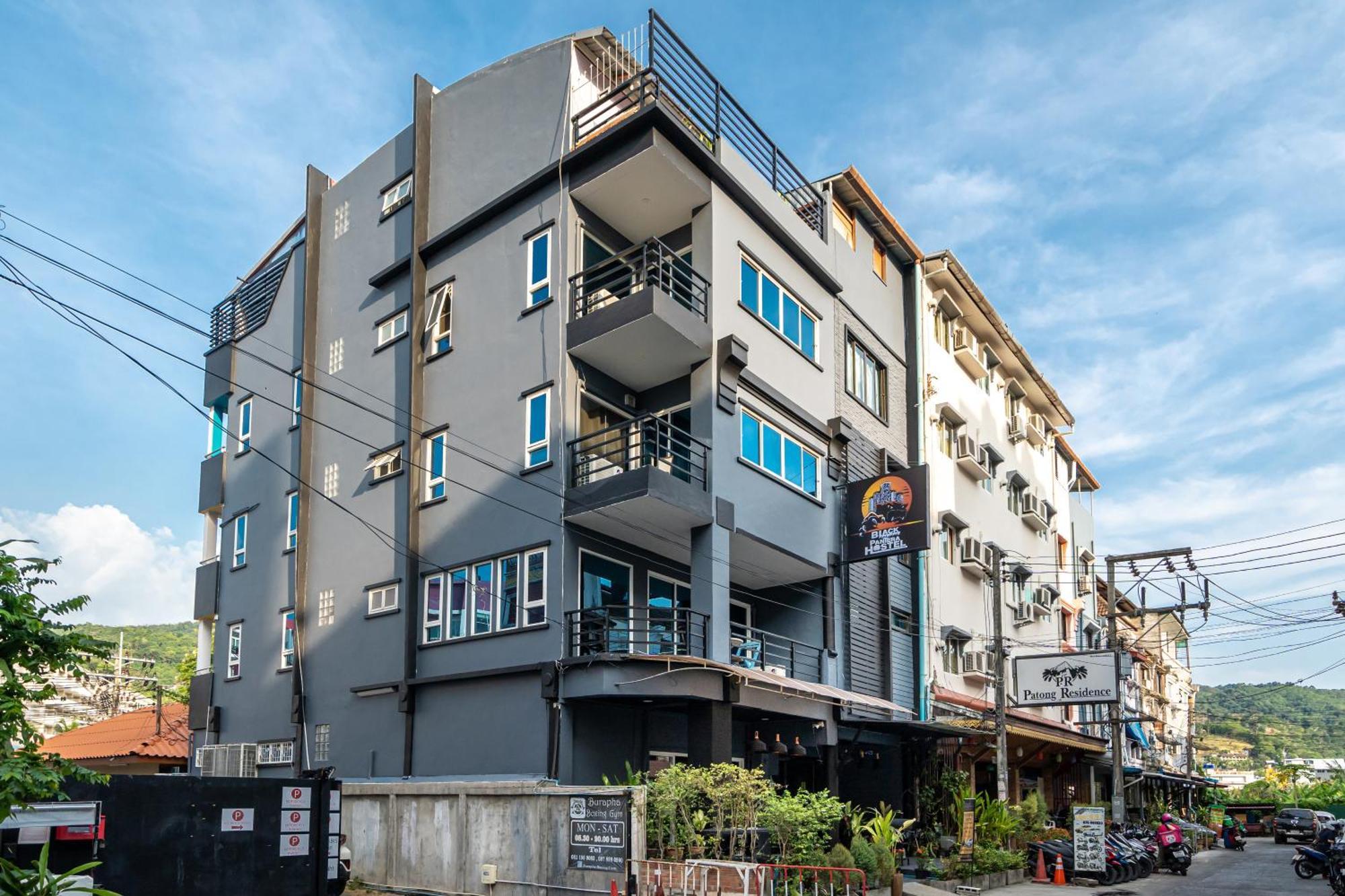 Black Pantera Hostel Patong 外观 照片